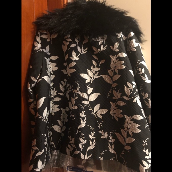 Embroidered jacket - Picture 2 of 3